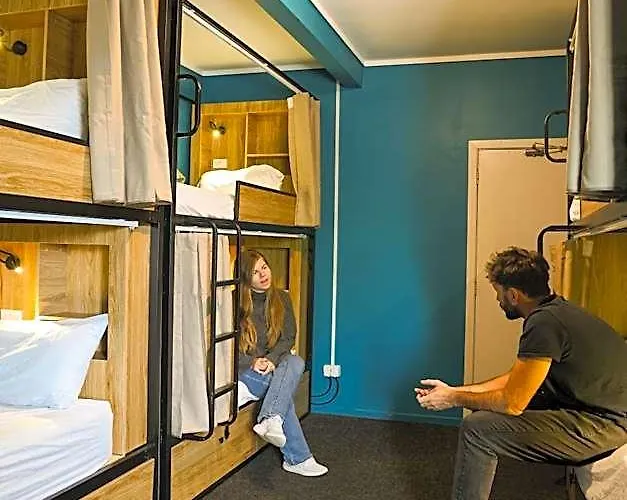 Crashpalace Backpackers 4*