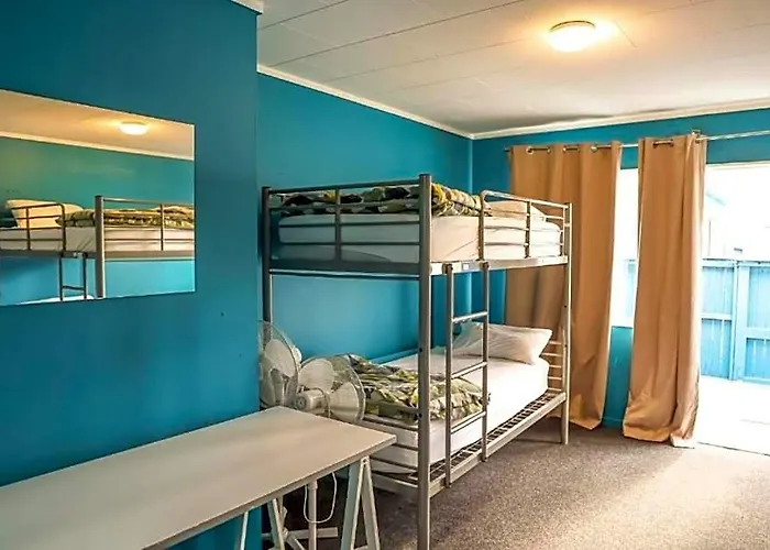 Crashpalace Backpackers 4*